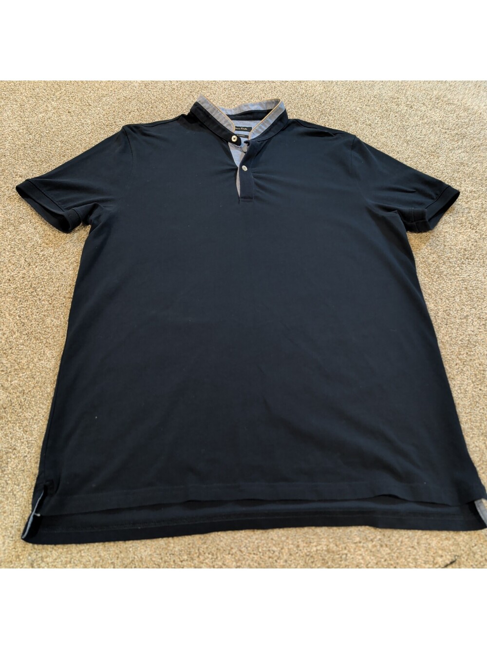 Massimo Dutti Men's Black Polo Shirt with Contrast Collar